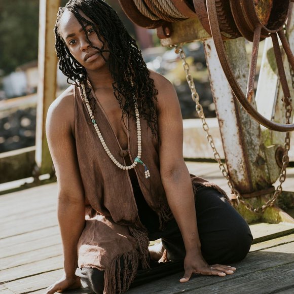 Elfarrow ✧ Bohemian Fringe Vest - Picture 5 of 8